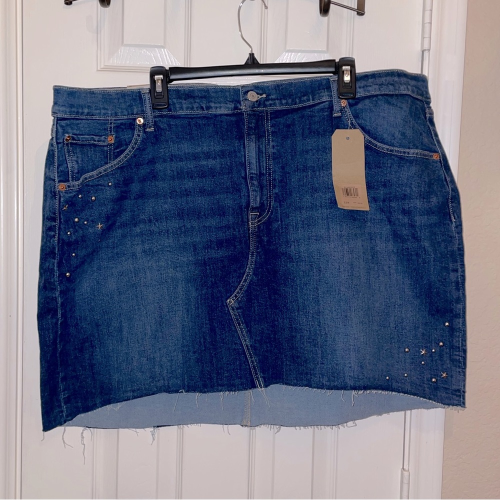 NWT Levi’s denim deconstructed mini Skirt Plus Size 22W